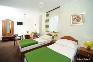 Отели типа «постель и завтрак» Noclegi-Bajka Устроне-Морске Апартаменты с 2 спальнями-3